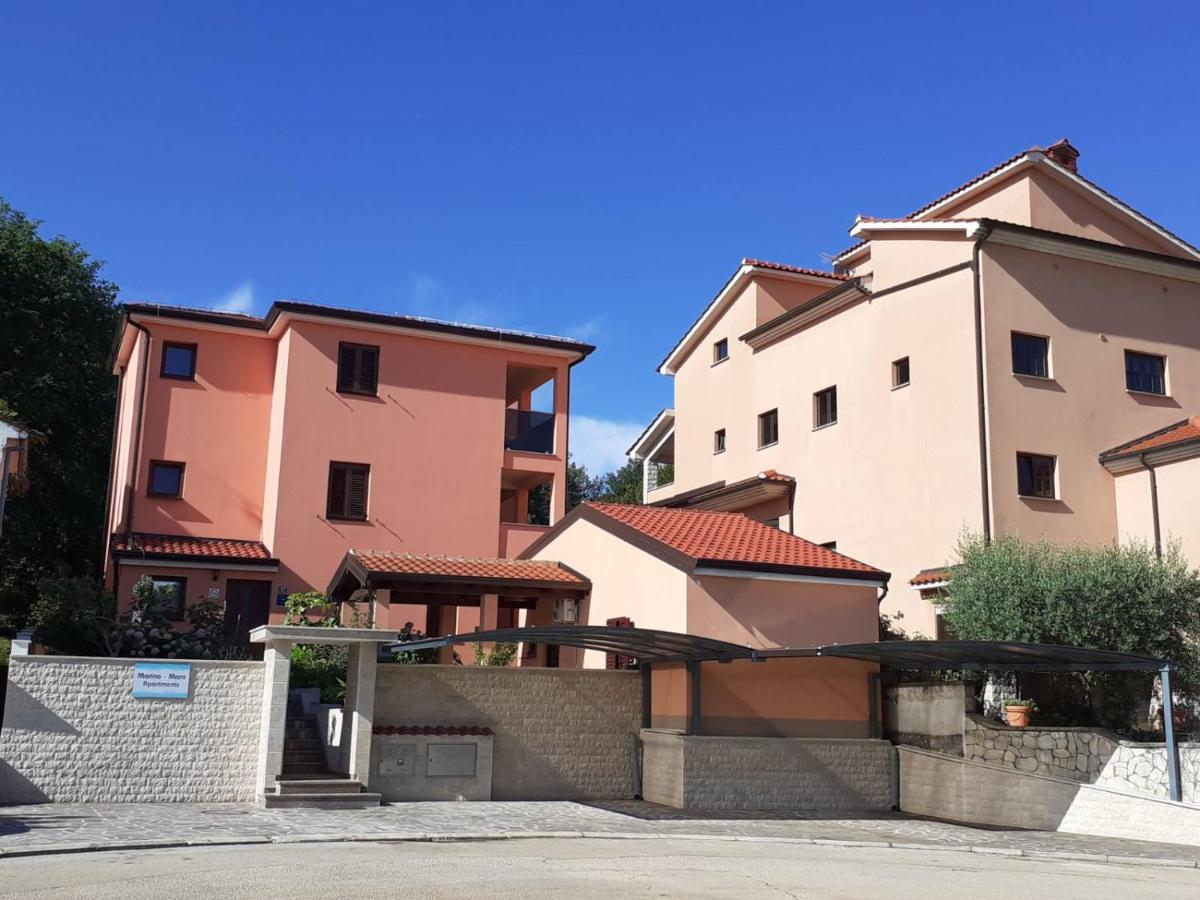 Apartments Marina-Mare Πόρετς Εξωτερικό φωτογραφία